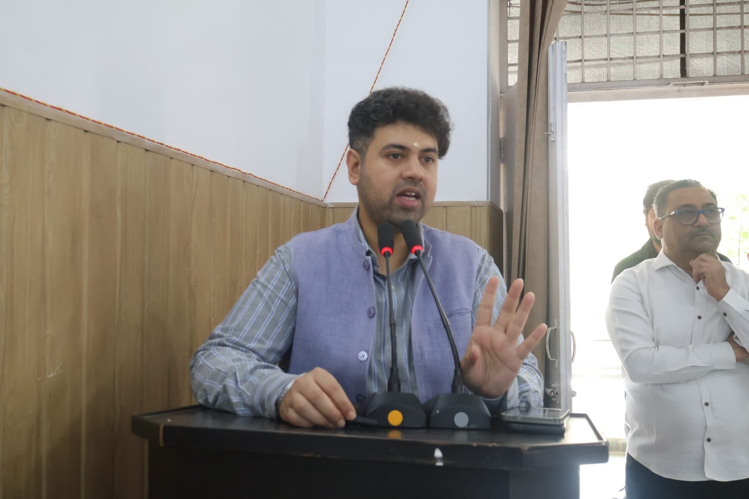 कलेक्ट्रेट में कार्यक्रम आयोजित।