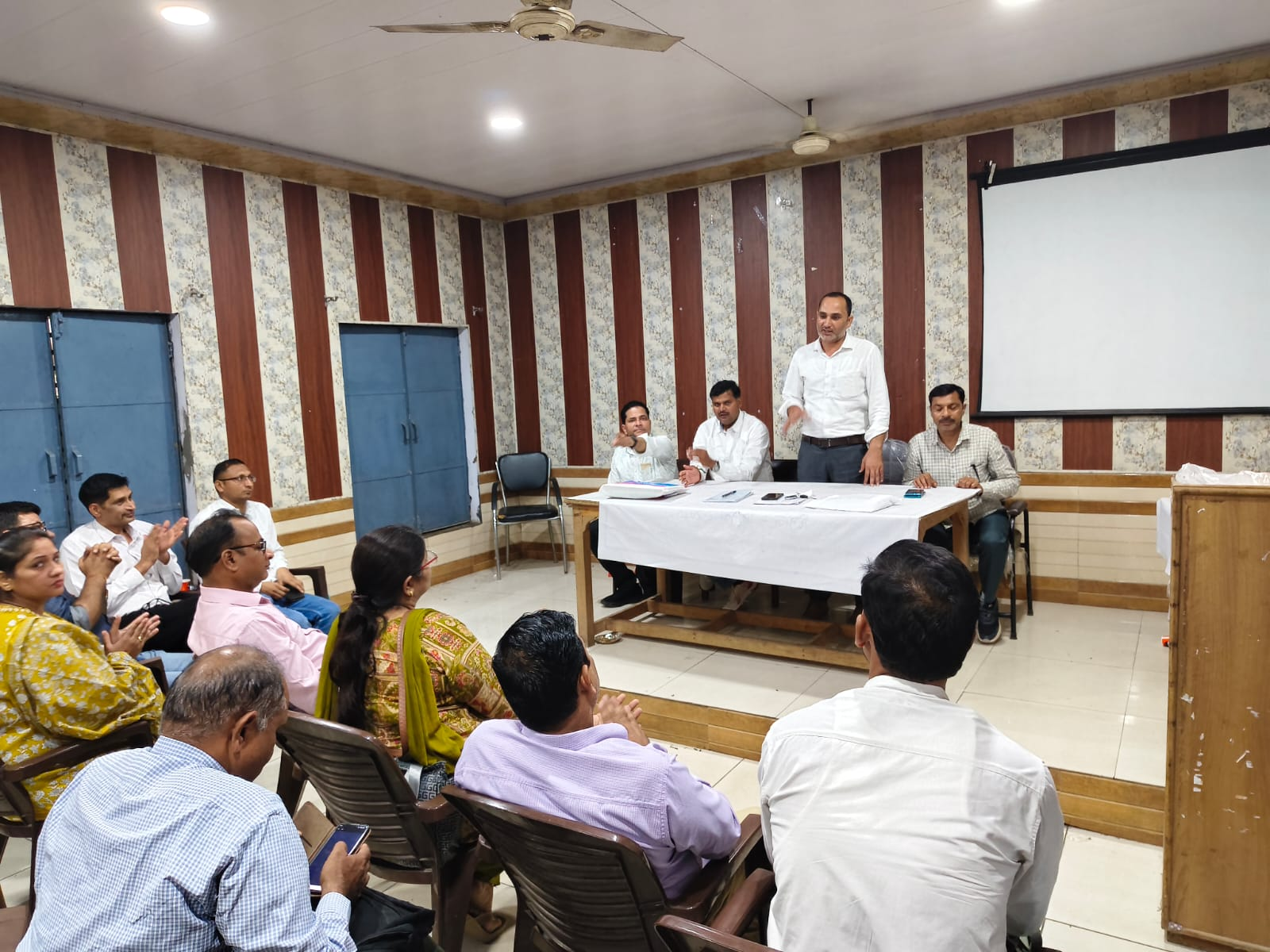 प्राथमिक शिक्षक संघ
